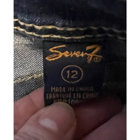 Seven7 women's denim short size 12 embellished back pockets - Picture 6 of 9